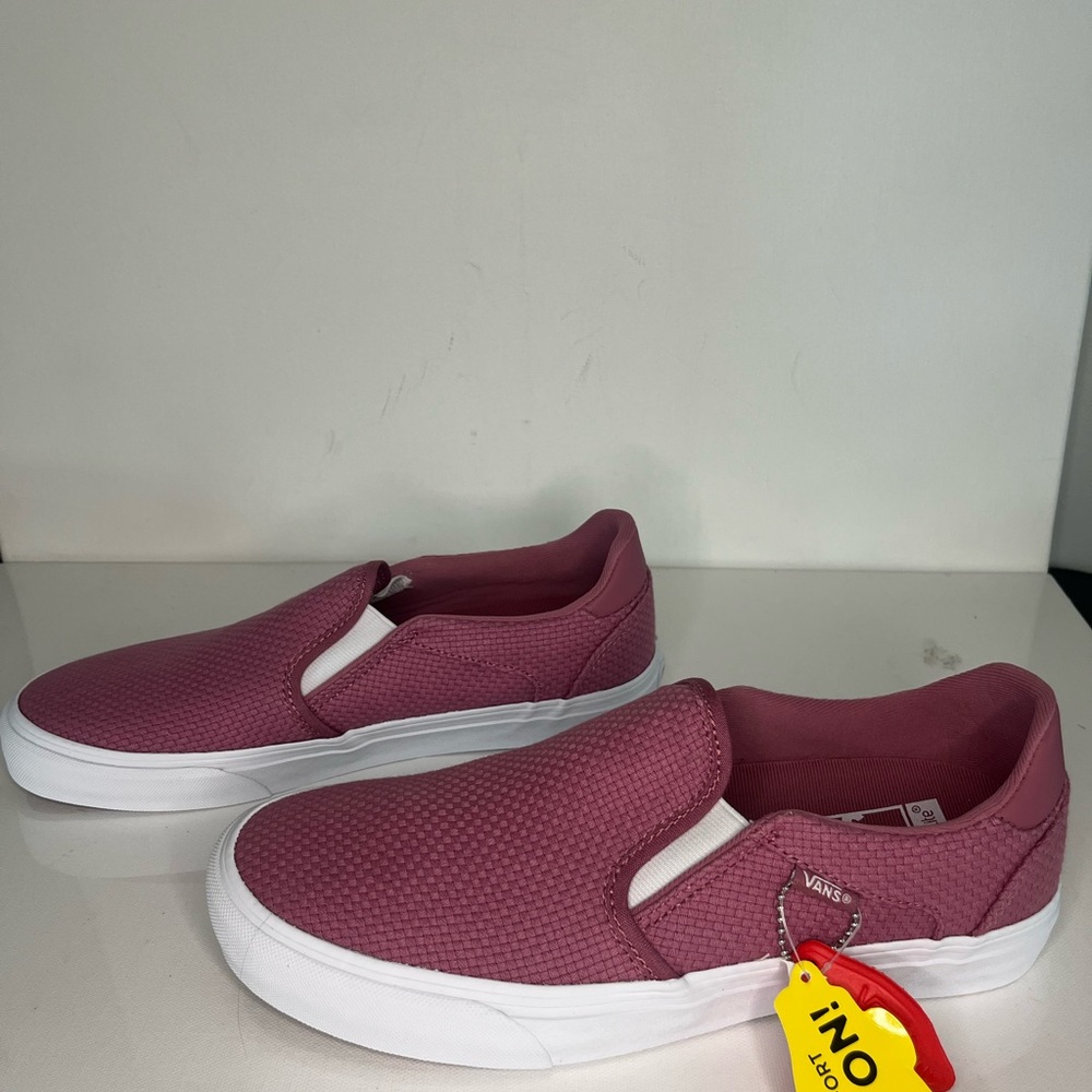 Vans Pink Slip-On Sneakers NWT Size 10 dry rose